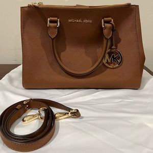 Brow Micheal Kors Expandable Bag